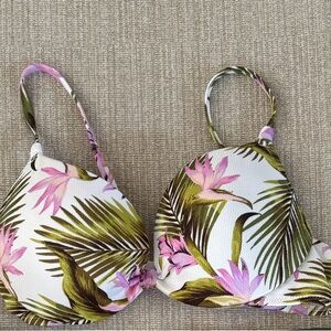 Shade & Shore Floral Bikini Top